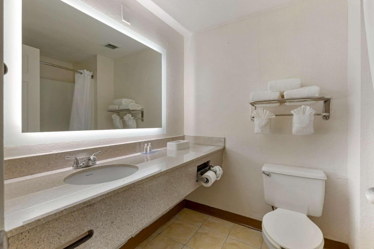Suburban Extended Stay Hotel RaleighRaleigh  Kültér fotó