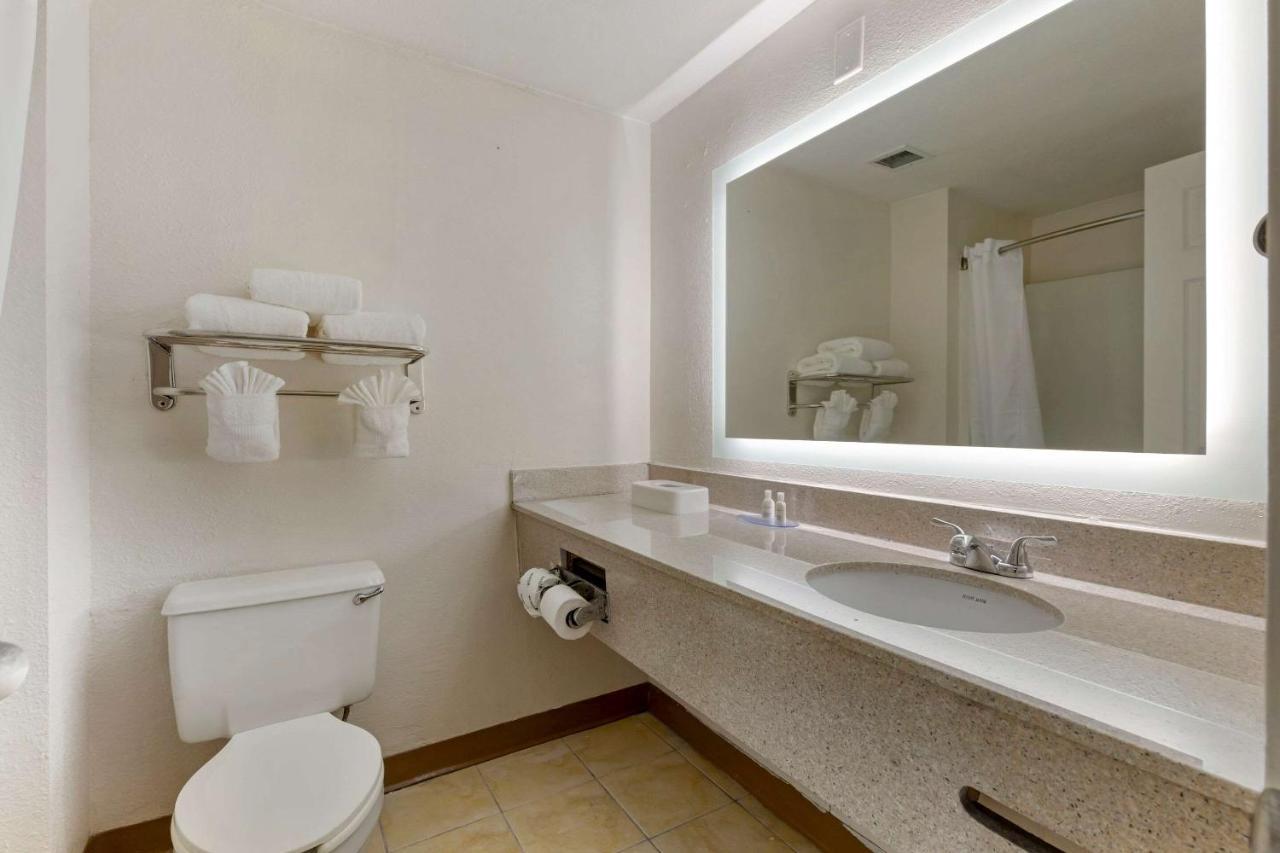 Suburban Extended Stay Hotel RaleighRaleigh  Kültér fotó